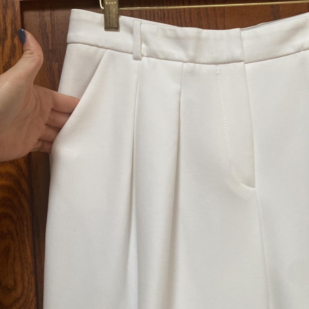 Hugo Boss White Pants size us4 - Picture 2 of 9